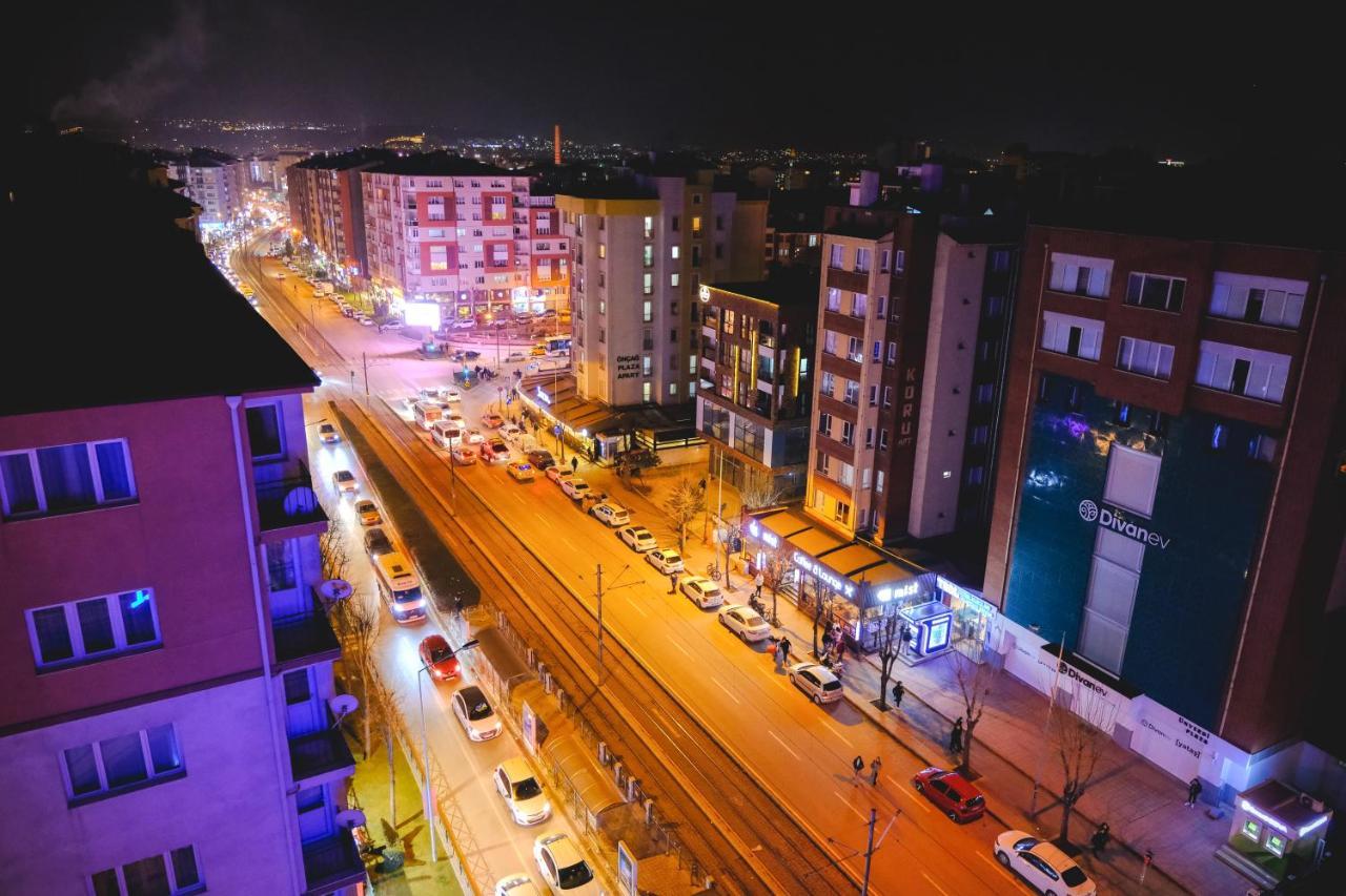 Inn Town Hotel Ескішехір Екстер'єр фото