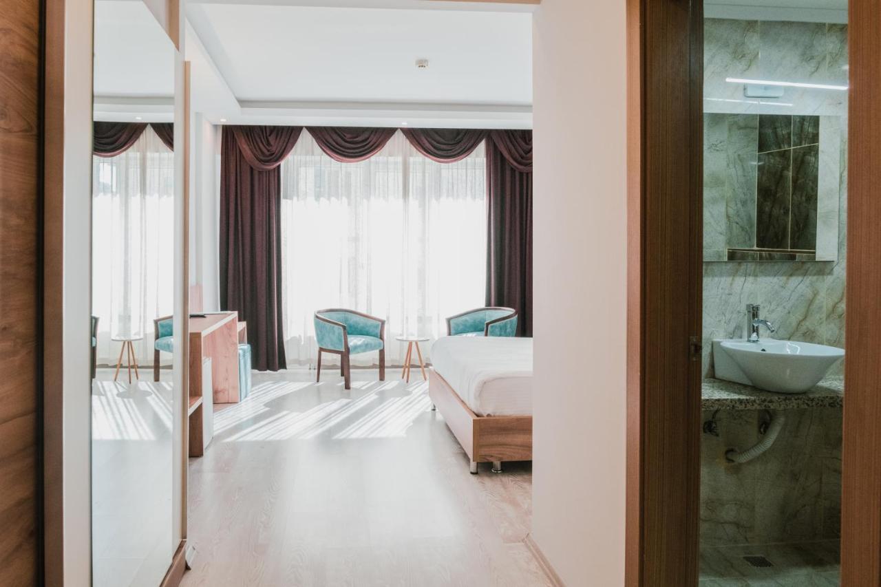 Inn Town Hotel Ескішехір Екстер'єр фото